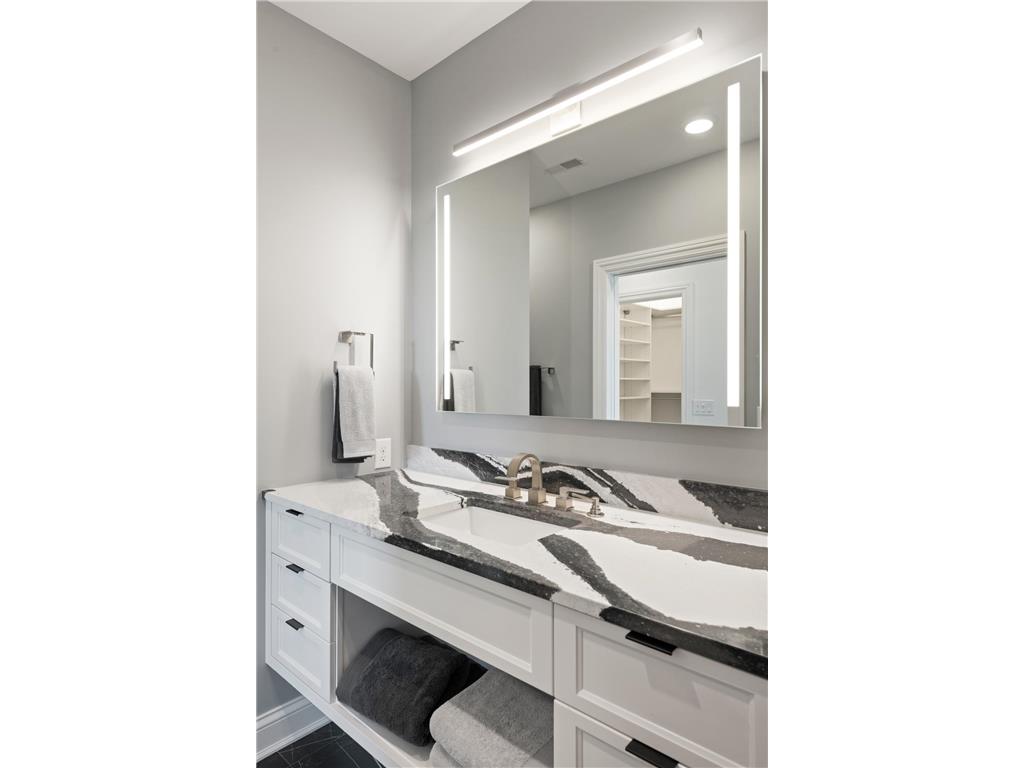 5095 Kelsey Terrace Edina MN 55436 7017426 image54