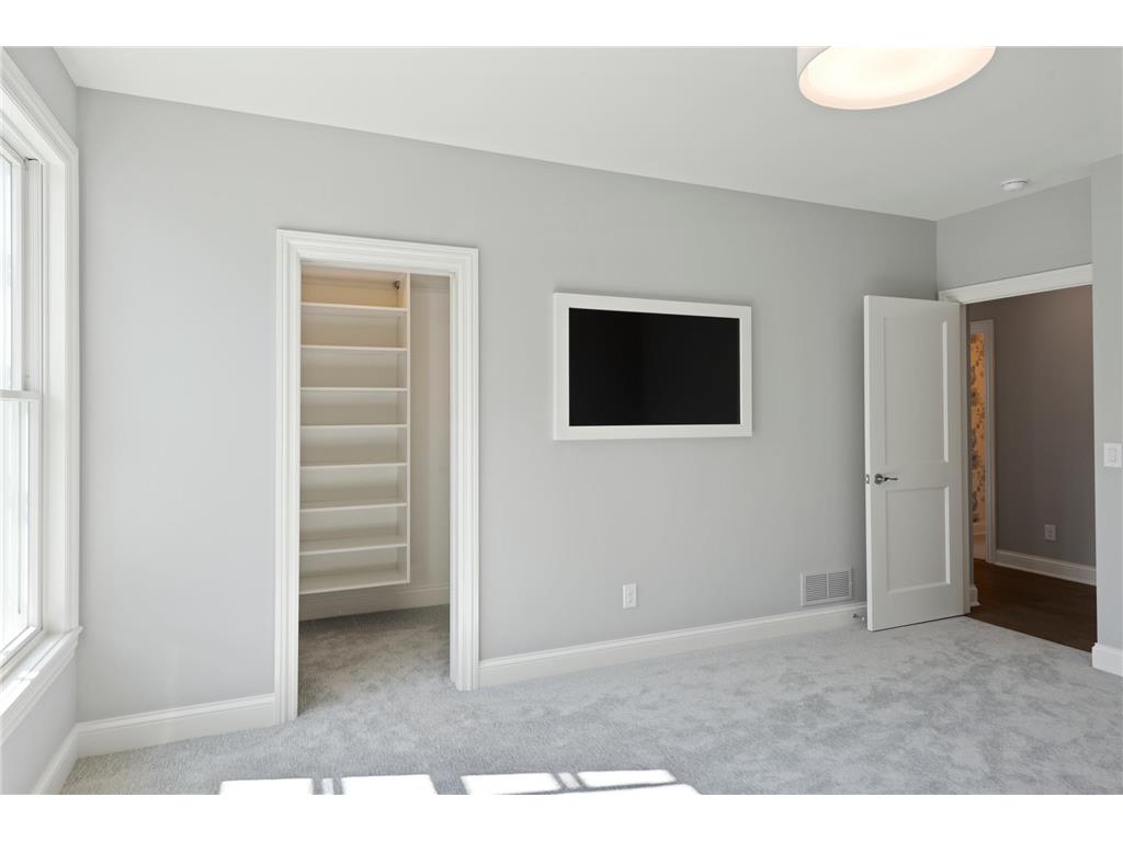 5095 Kelsey Terrace Edina MN 55436 7017426 image55