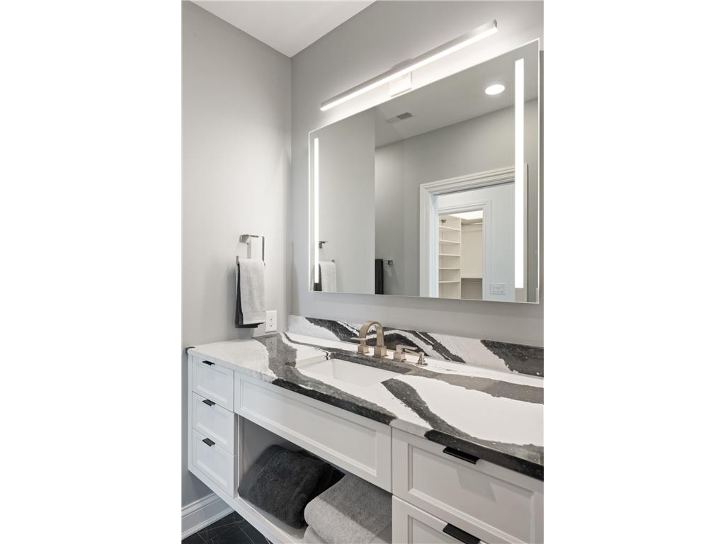 5095 Kelsey Terrace Edina MN 55436 7062796 image52