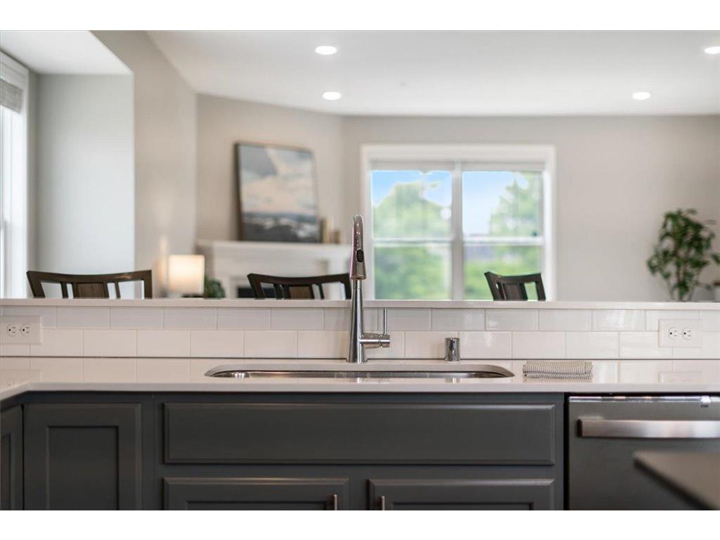5098 93rd Lane N Brooklyn Park MN 55443 7088047 image12