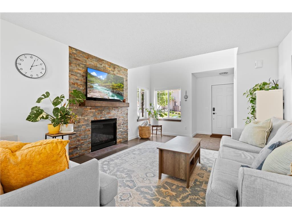 5099 Foxfield Drive NW Rochester MN 55901 7056418 image3