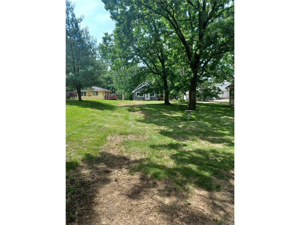 50X Mahtomedi Avenue Mahtomedi MN 55115 - White Bear 6549230 image1