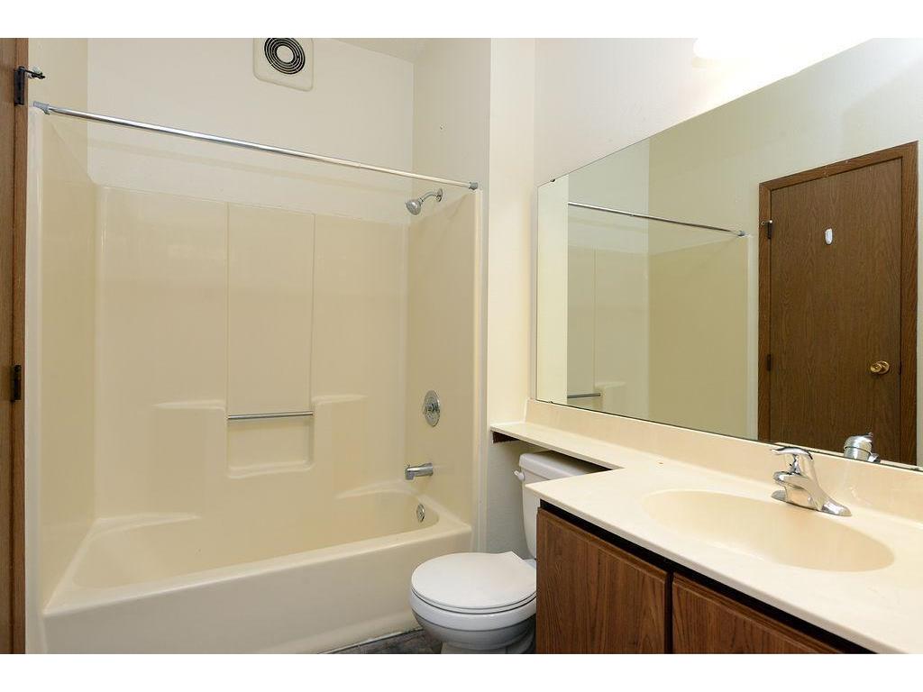 51 Center Street West Fargo ND 58078 7107156 image15