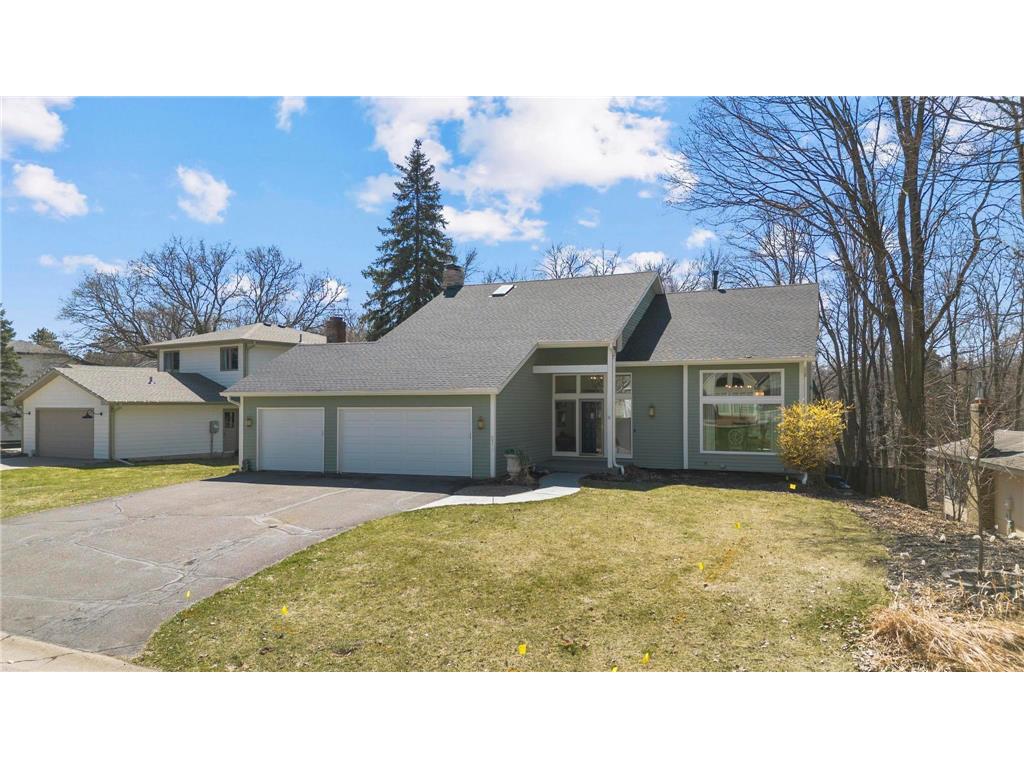51 Choctaw Circle Chanhassen MN 55317 - Lotus Lake 7042834 image1
