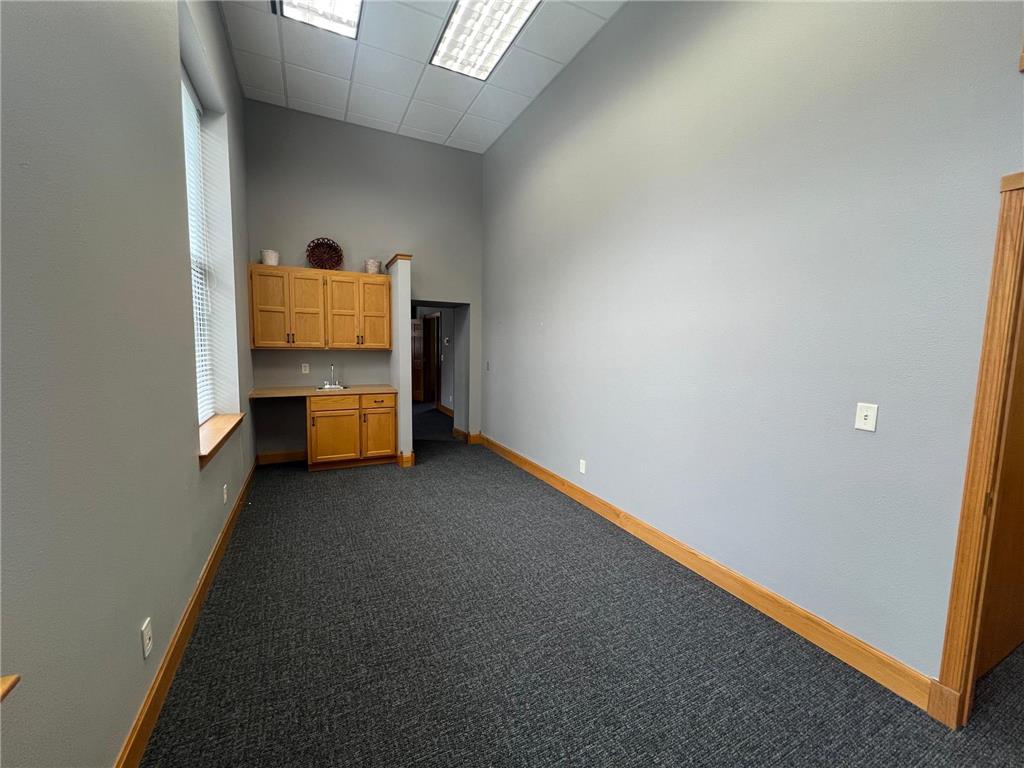 51 Downtown Plaza Fairmont MN 56031 6722914 image16