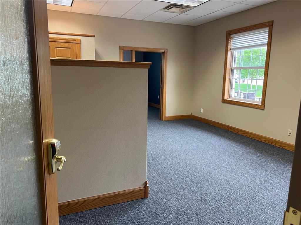 51 Downtown Plaza Fairmont MN 56031 6722914 image25