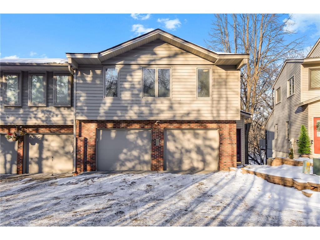 51 Garden Drive Burnsville MN 55337 7013645 image1