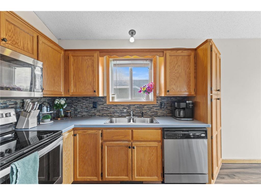 510 1st Street N Montrose MN 55363 7069380 image10