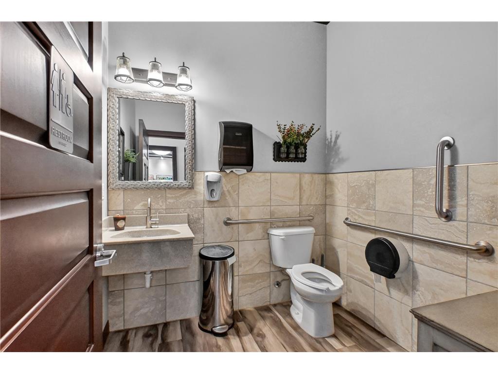 510 22nd Avenue E #803 Alexandria MN 56308 7033780 image32