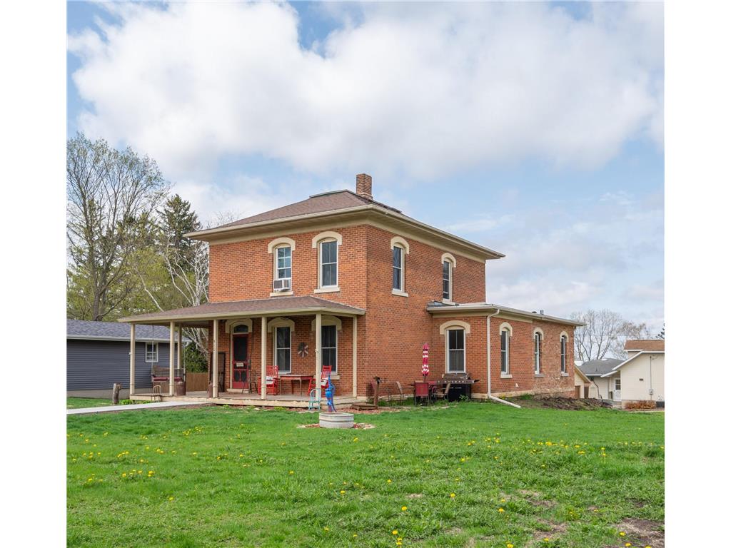 510 4th Street SW, Plainview, MN, 55964 MLS 6366261 Edina Realty