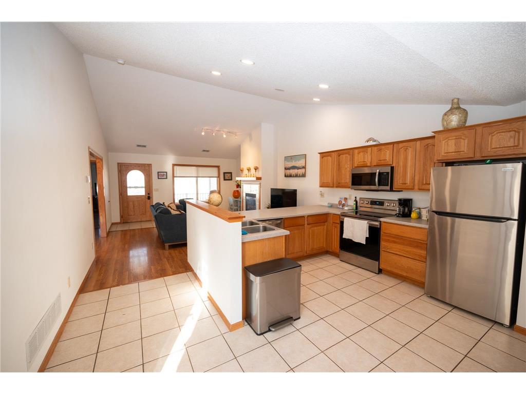 510 512 514 4th Street NE Staples MN 56479 6685914 image11