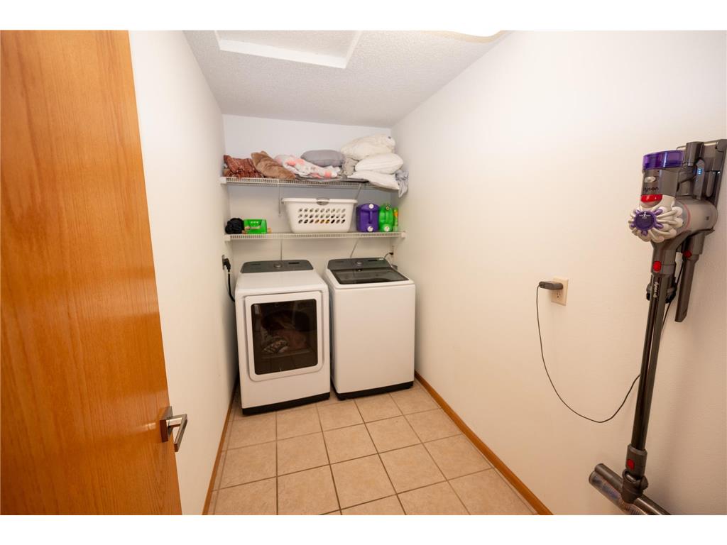 510 512 514 4th Street NE Staples MN 56479 6685914 image15