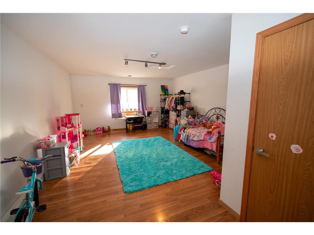 510 512 514 4th Street NE Staples MN 56479 6685914 image18