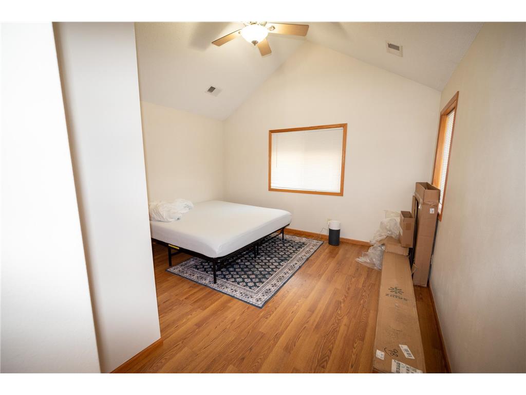 510 512 514 4th Street NE Staples MN 56479 6685914 image22