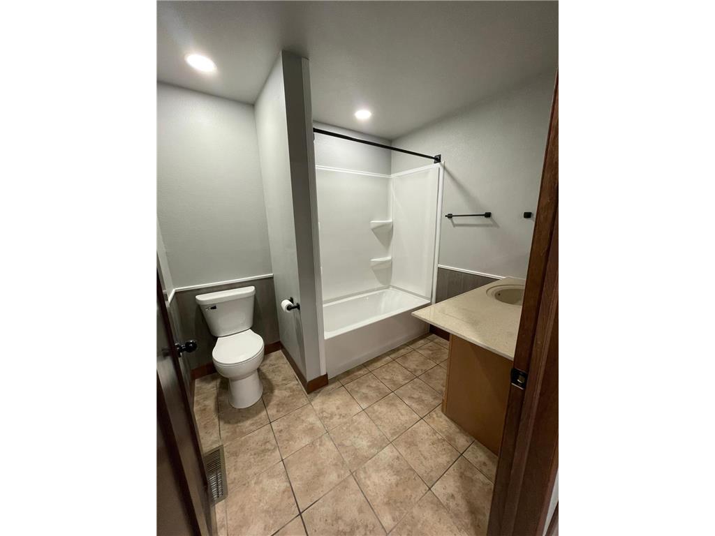 510 5th Street Jackson MN 56143 7062999 image15