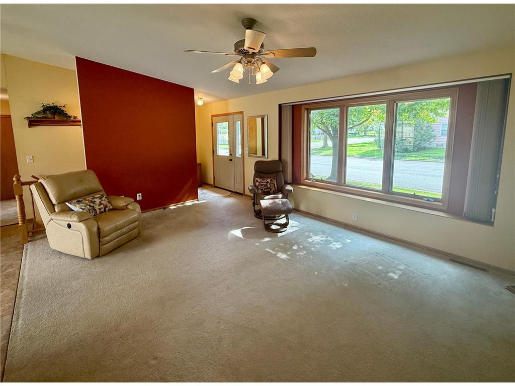 510 Ash Avenue Bird Island MN 55310 7032875 image15