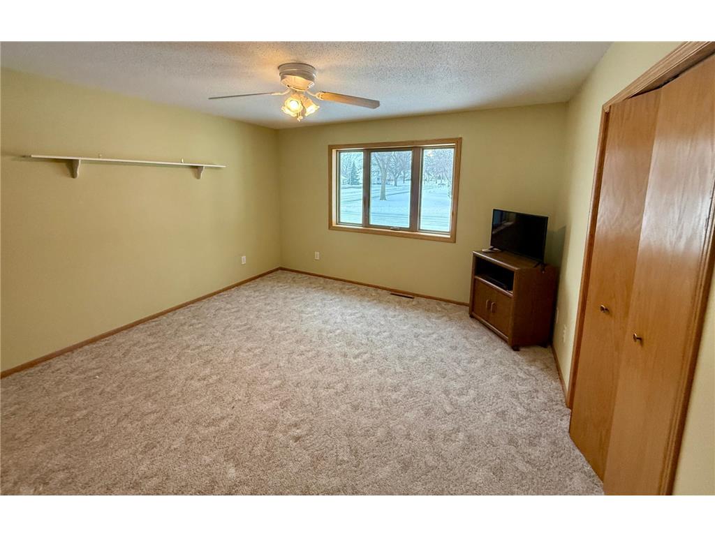 510 Ash Avenue Bird Island MN 55310 7032875 image16