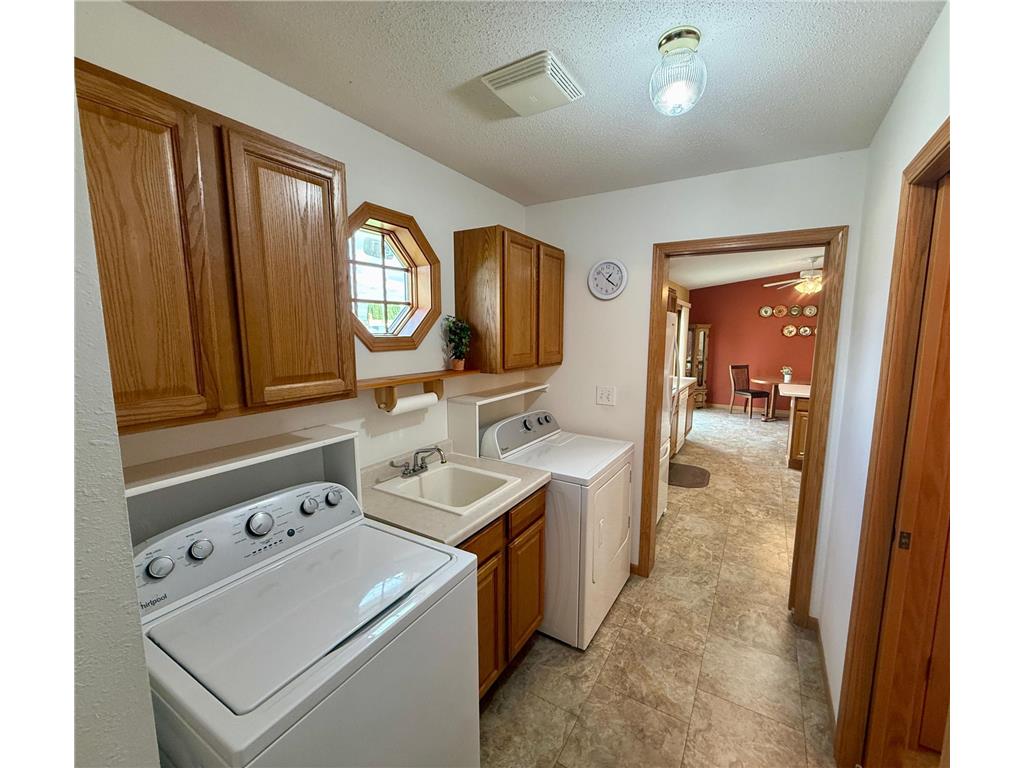 510 Ash Avenue Bird Island MN 55310 7032875 image3