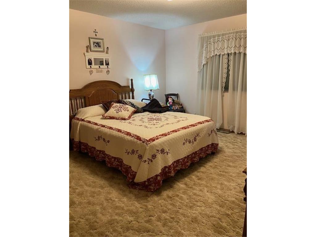 510 Birch Avenue N New Richland MN 56072 6813004 image15