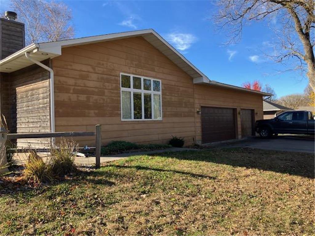 510 Birch Avenue N New Richland MN 56072 6813004 image2