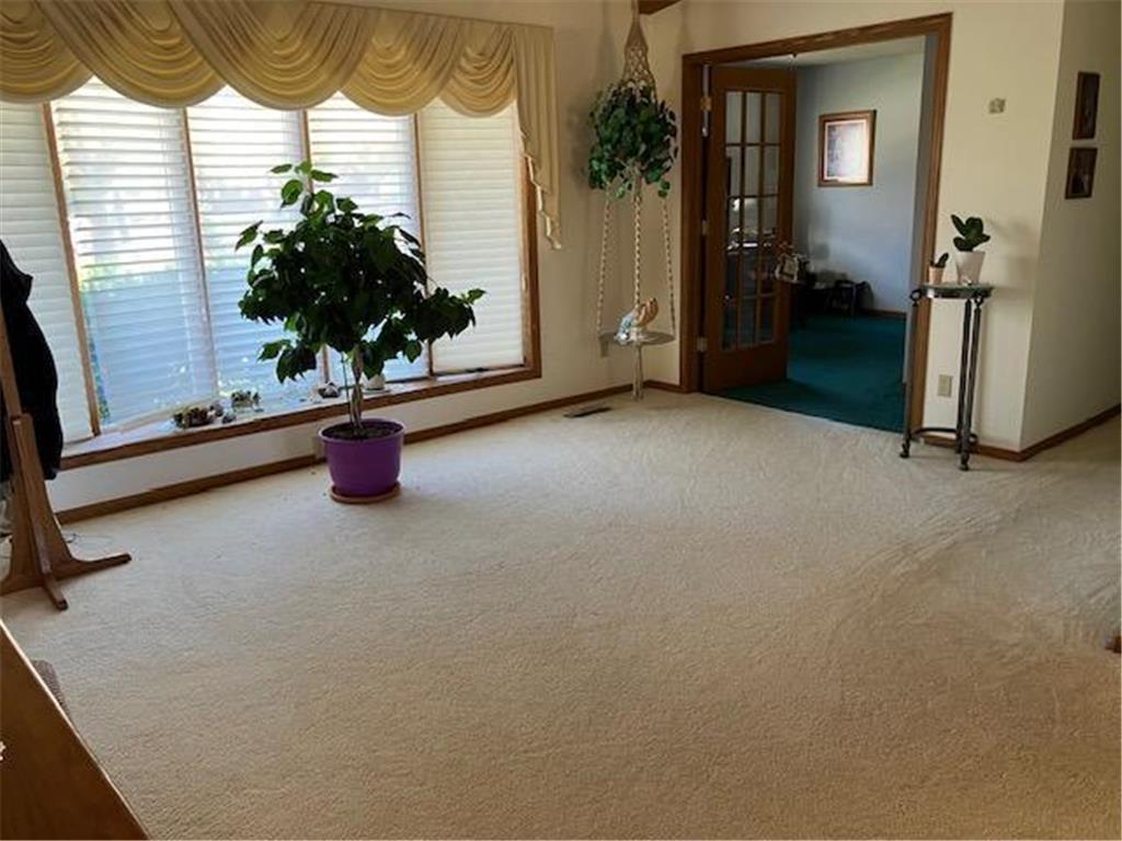 510 Birch Avenue N New Richland MN 56072 6813004 image9