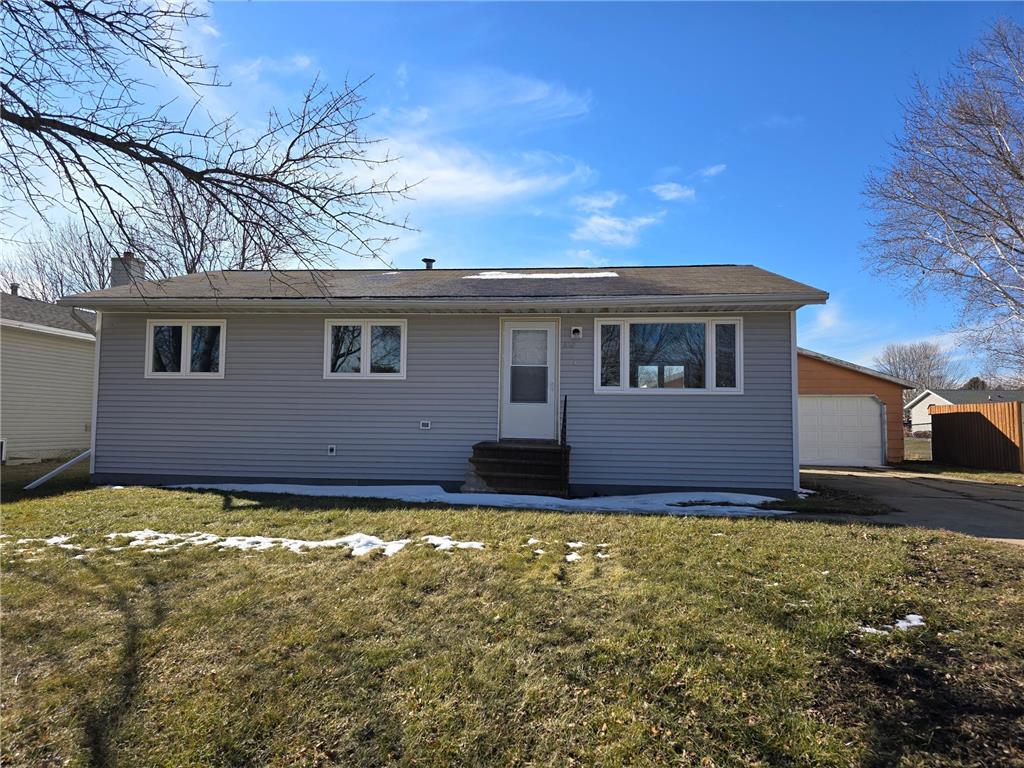 510 Carlson Street Marshall MN 56258 6493354 image1