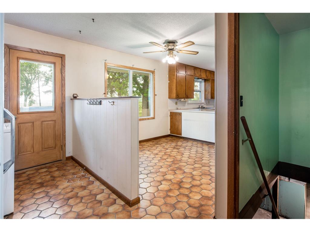 510 Douglas Avenue Carlos MN 56319 7086135 image12