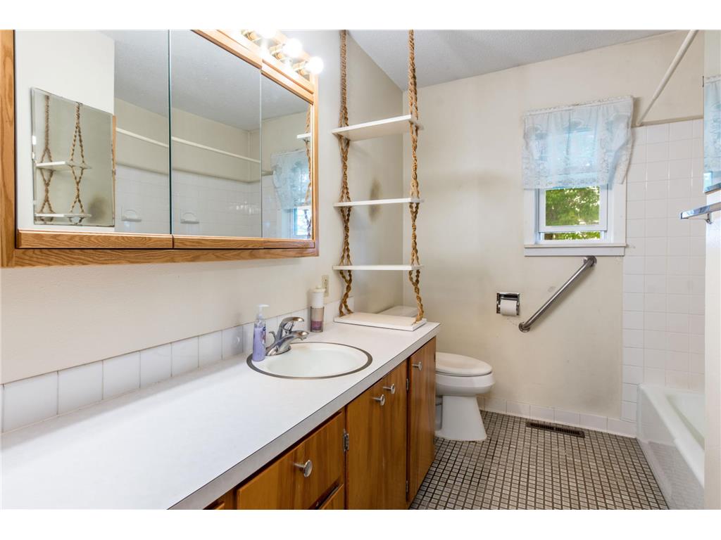 510 Douglas Avenue Carlos MN 56319 7086135 image14