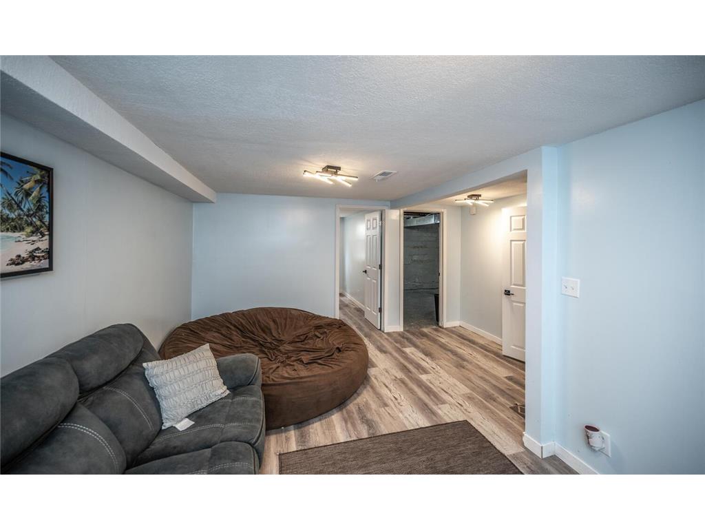 510 Elm Street Farmington MN 55024 7016226 image23