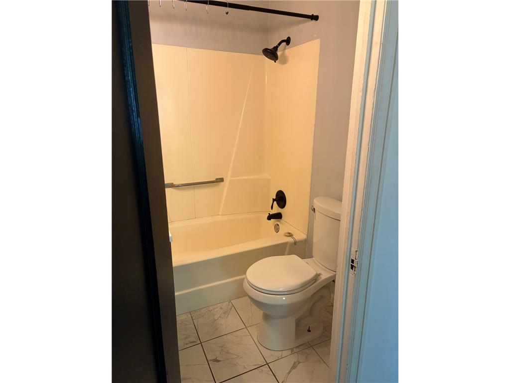 510 Hamilton Street Winona MN 55987 7064883 image8