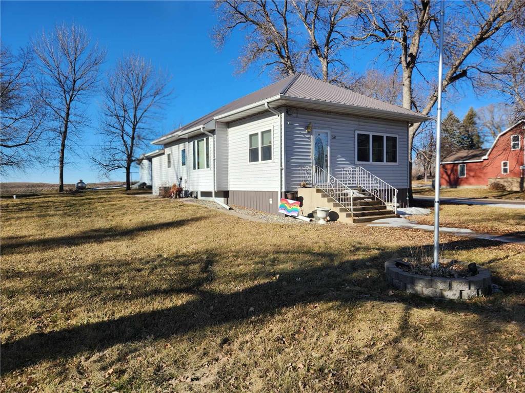 510 Larson Avenue Ashby MN 56309 6484344 image1