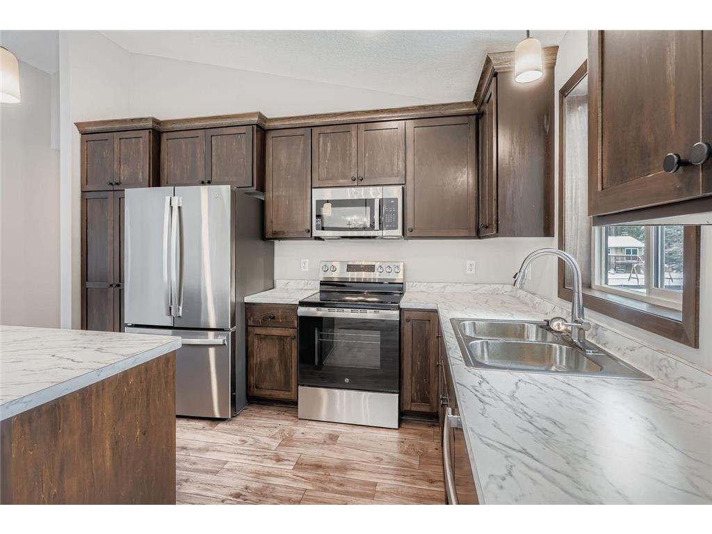 510 Lois Lane Lino Lakes MN 55014 6825464 image11