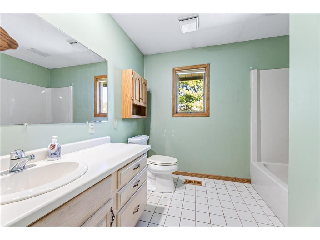510 McIntosh Road La Crescent MN 55947 7054577 image17
