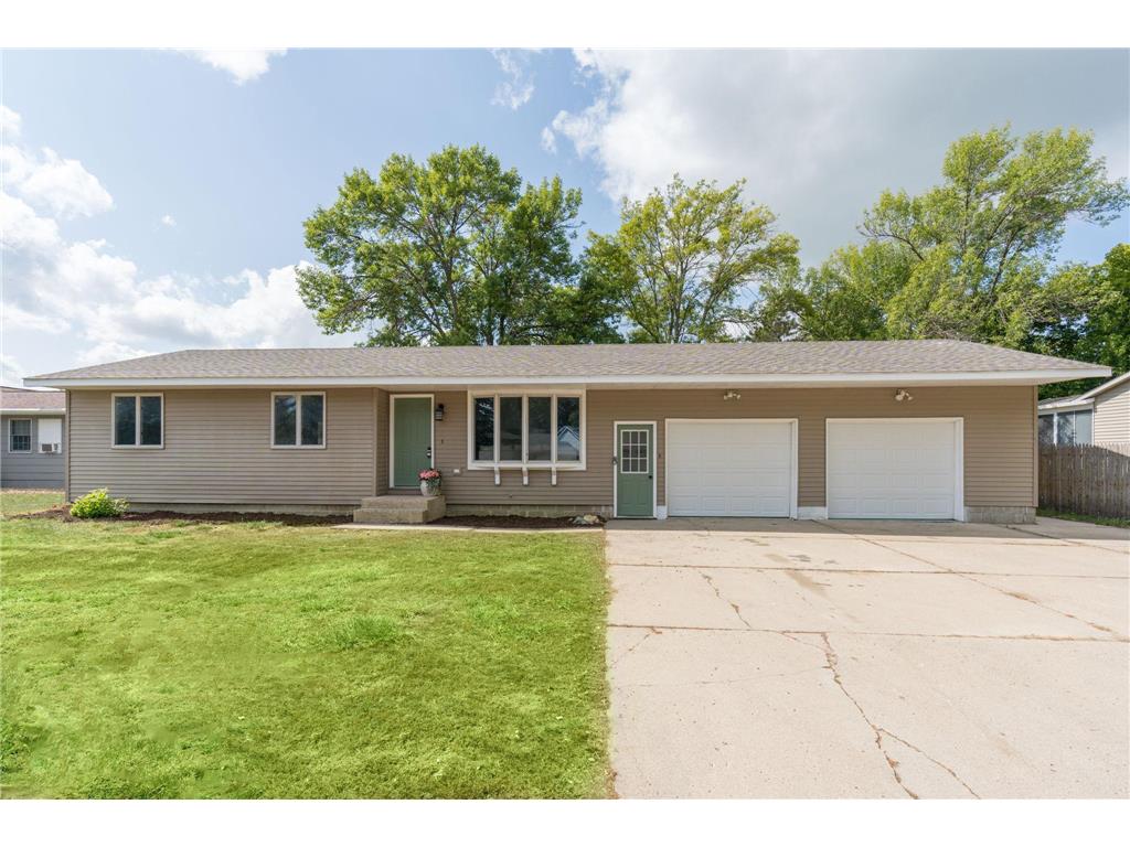 510 N Montgomery Avenue Le Center MN 56057 6434181 image1