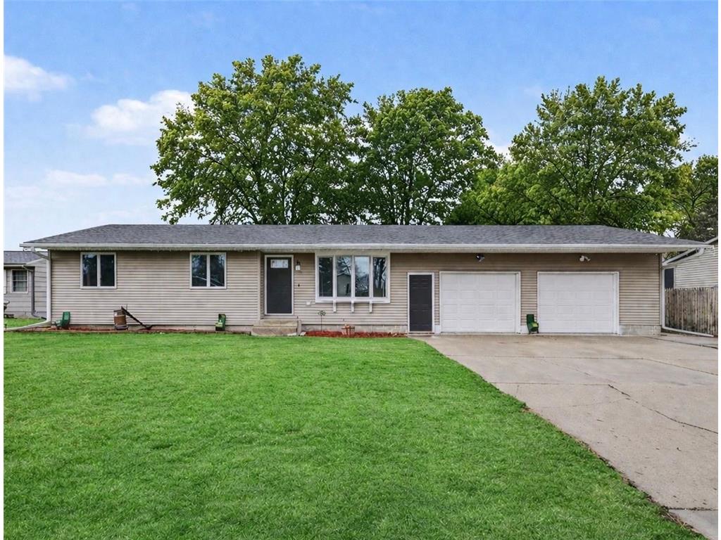 510 N Montgomery Avenue Le Center MN 56057 7049696 image1