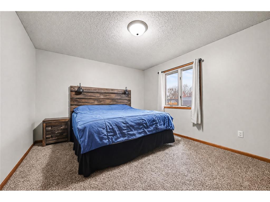 510 N Montgomery Avenue Le Center MN 56057 7049696 image13