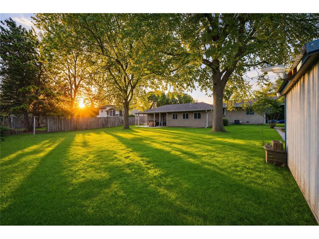 510 N Montgomery Avenue Le Center MN 56057 7049696 image27
