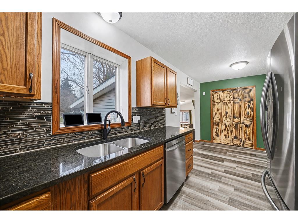 510 N Montgomery Avenue Le Center MN 56057 7049696 image3