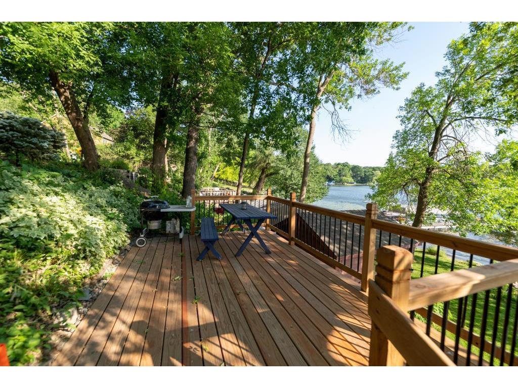 510 Pleasant View Road, Chanhassen, MN 55317 MLS 5570084 Edina Realty