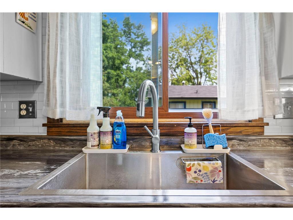 510 Red Wing Avenue Kenyon MN 55946 7083592 image13