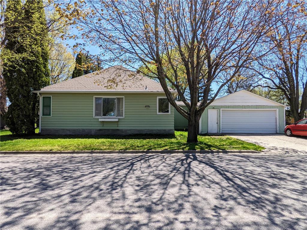 510 S 10th Street, Bird Island, MN 55310 MLS 6196488 Edina Realty