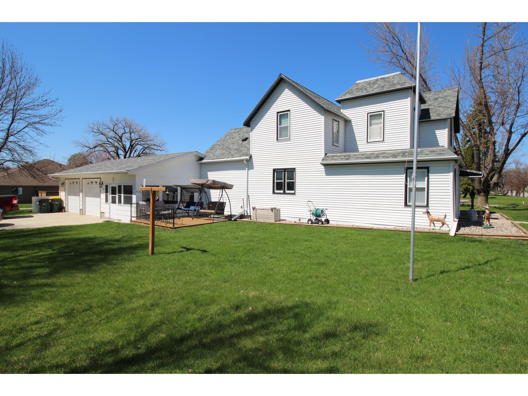 510 S 11th Street, Olivia, MN, 56277 MLS 7081951 Edina Realty