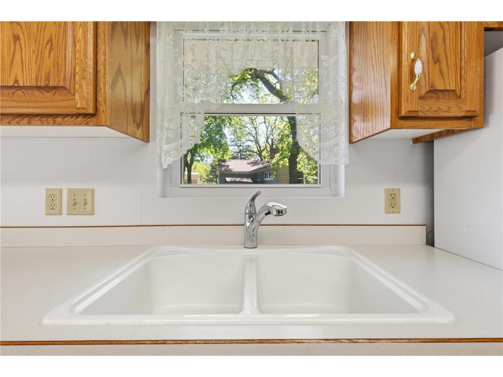 510 W Richway Dr Albert Lea MN 56007 7066473 image11