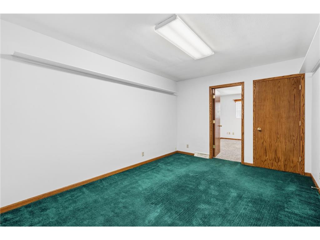 510 W Richway Dr Albert Lea MN 56007 7066473 image17