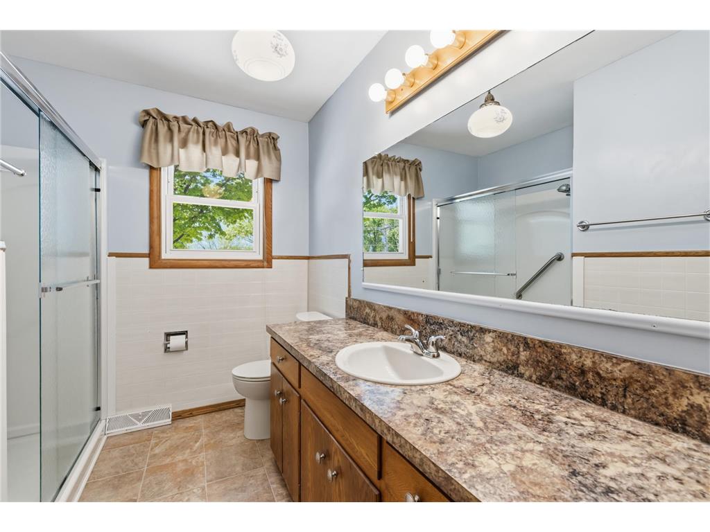 510 W Richway Dr Albert Lea MN 56007 7066473 image18