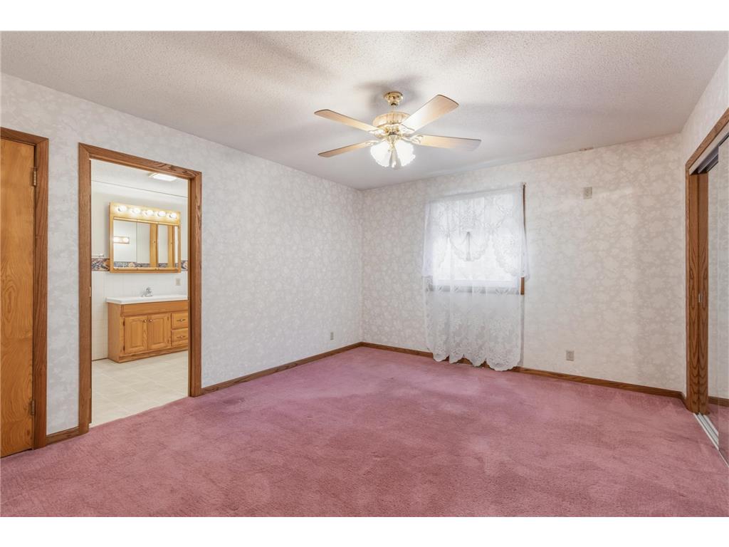 510 W Richway Dr Albert Lea MN 56007 7066473 image24