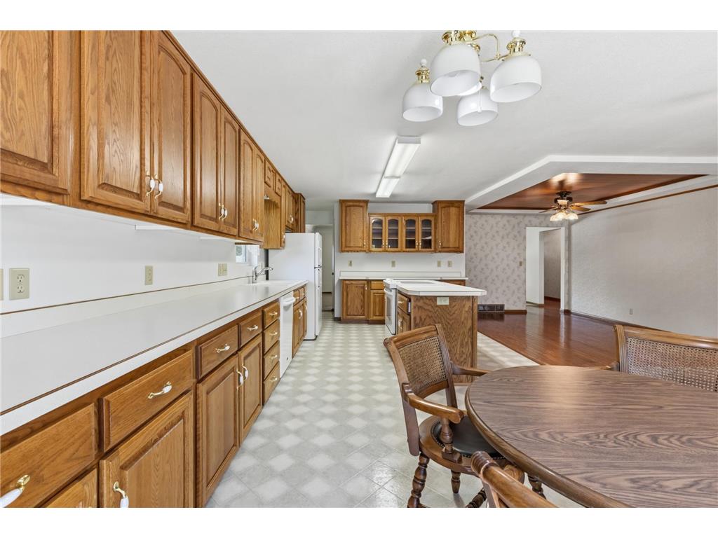 510 W Richway Dr Albert Lea MN 56007 7066473 image7