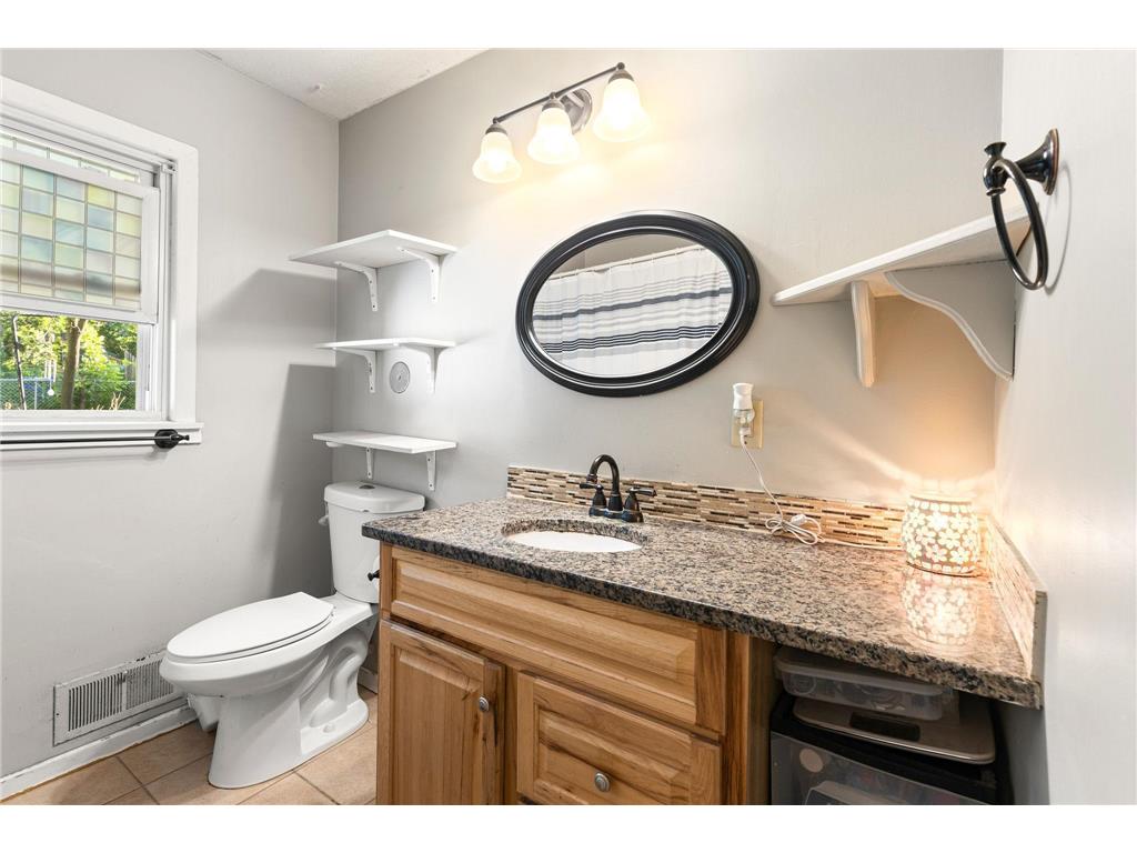 510 Wyoming Street E Saint Paul MN 55107 7025465 image8