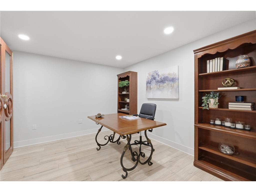 5100 France Avenue S #102 Edina MN 55410 7102296 image16