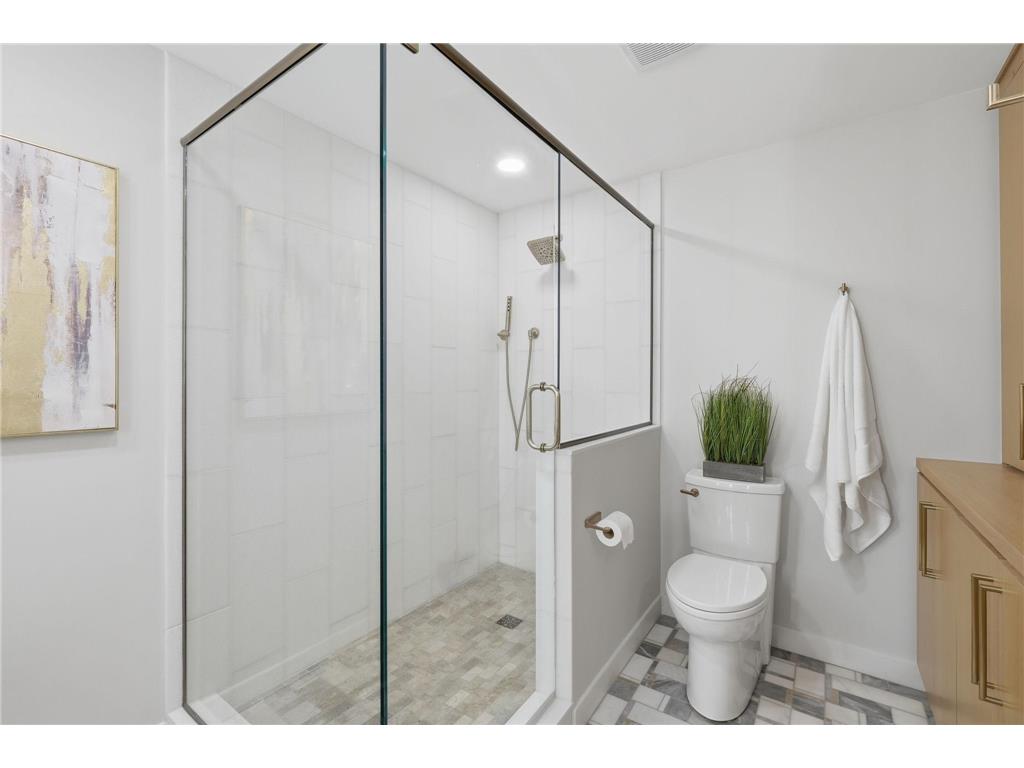 5100 France Avenue S #102 Edina MN 55410 7102296 image21